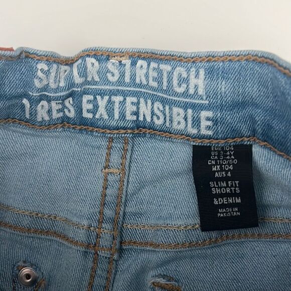 H&M Denim Shorts - Picture 2 of 3